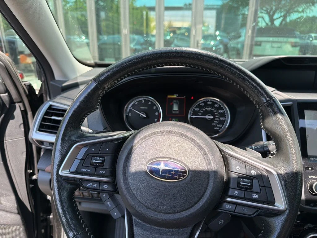 Used 2022 Crystal Black Silica Subaru Touring image 10