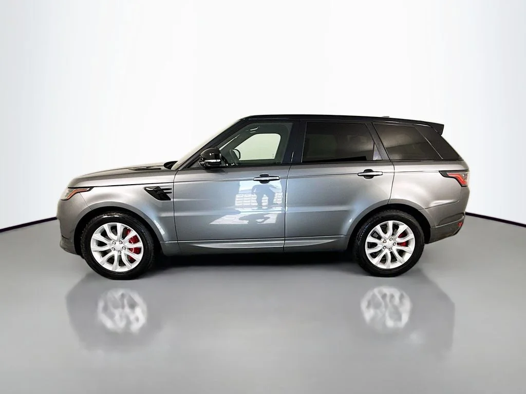 Used 2019 Ethereal Metallic Land Rover HSE Dynamic image 2