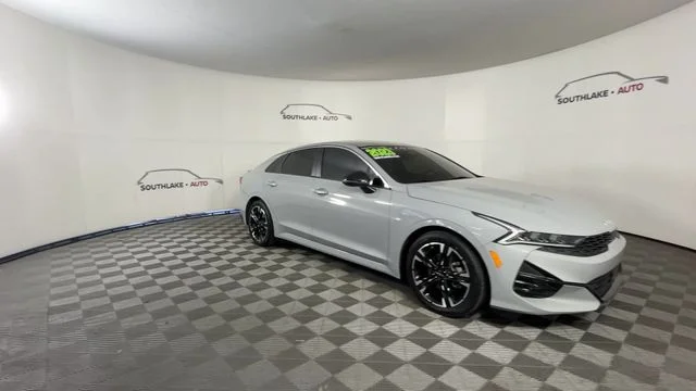 Used 2023 Gray Kia GT-Line image 3