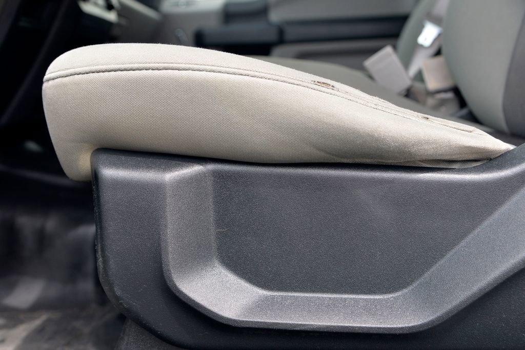 Used 2020 White Ford XL image 16