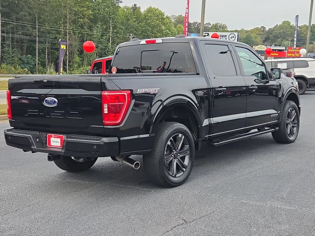 Used 2023  Ford XLT image 5