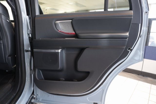 New 2025 Glacier Gray Metallic Tri-Coat Ford TREMOR® image 41