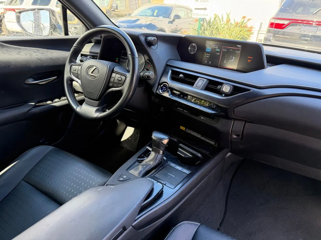 Used 2022 White Lexus 250h Base image 15