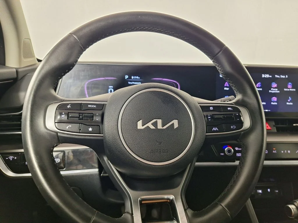 Used 2025 Sapphire Blue Kia EX image 18
