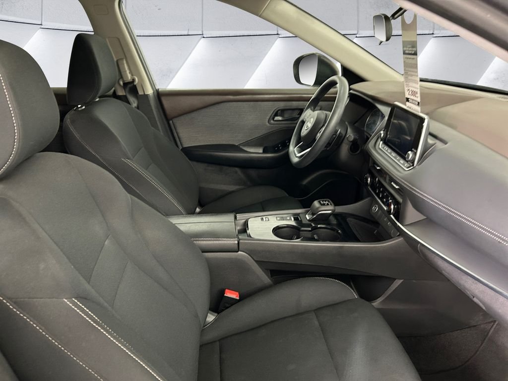 Used 2023 Gray Nissan S image 13