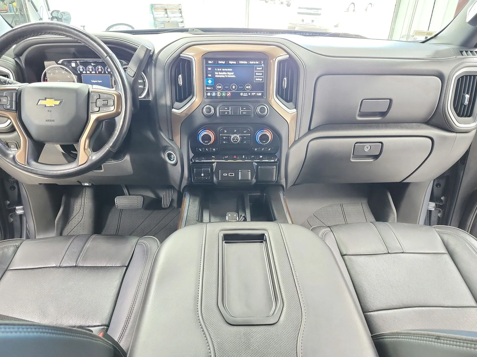 Used 2022 Gray Chevrolet High Country image 26