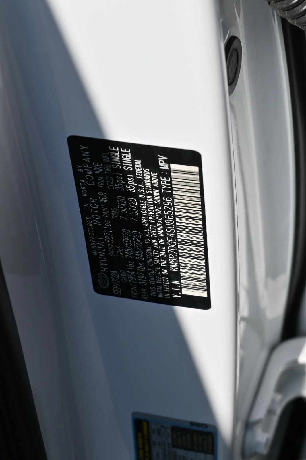 Used 2025 White Hyundai Calligraphy Night Edition image 46