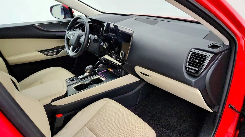 Used 2025 Redline Lexus NX 450h+ Luxury AWD w/ Mark Levinson Audio image 23
