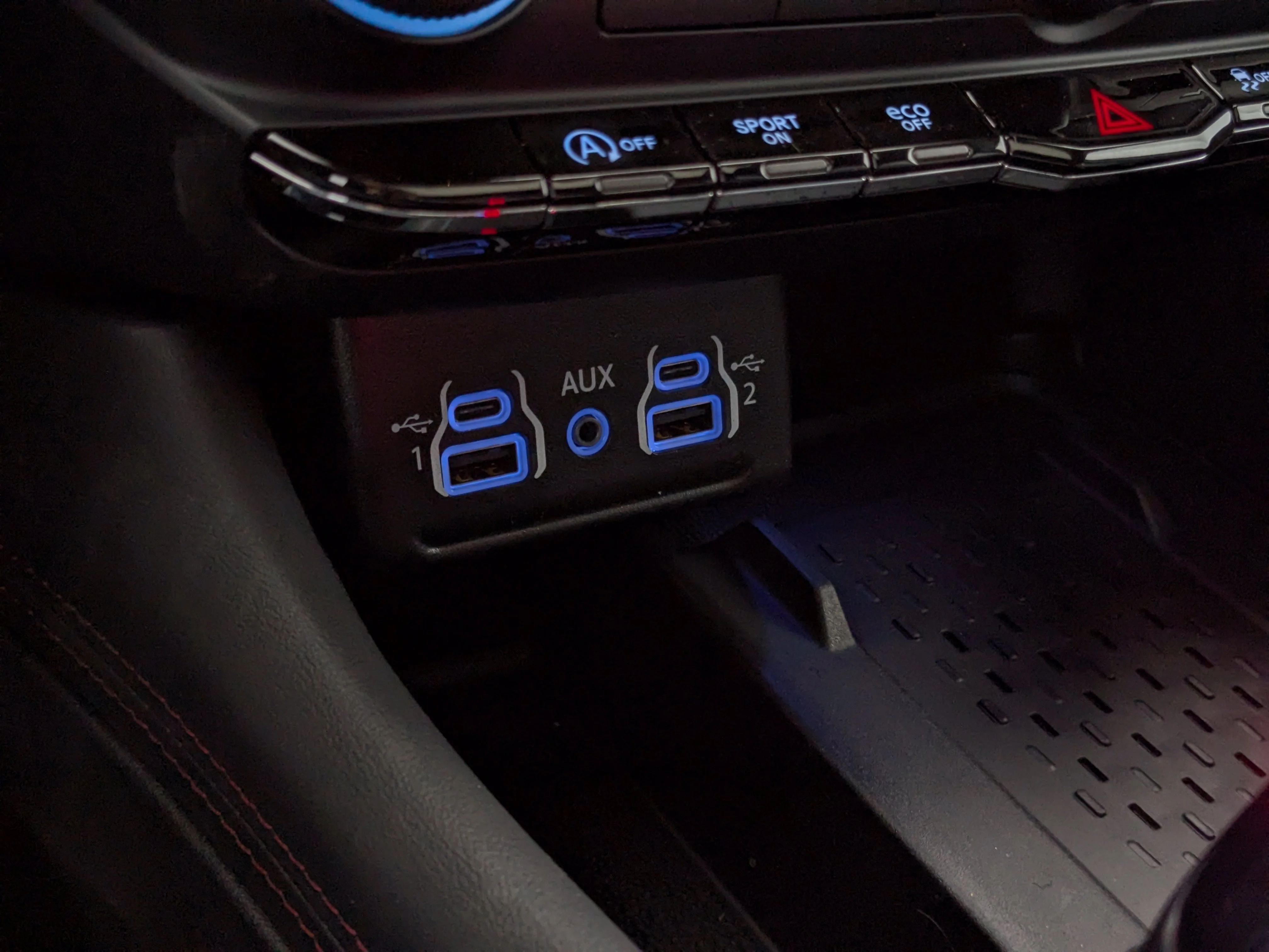 New 2026 night moves Dodge GT Plus - AWD  3.6L PENTASTAR V6  2ND ROW CAPTAIN CHAIRS image 19