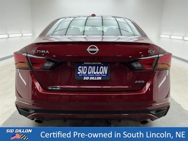 Used 2024 Scarlet Ember Nissan 2.5 SV image 5