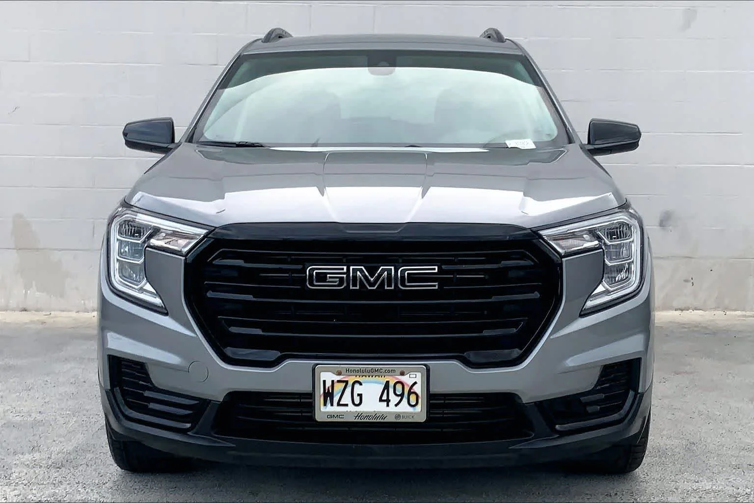 Used 2023 Sterling Metallic GMC SLE image 6