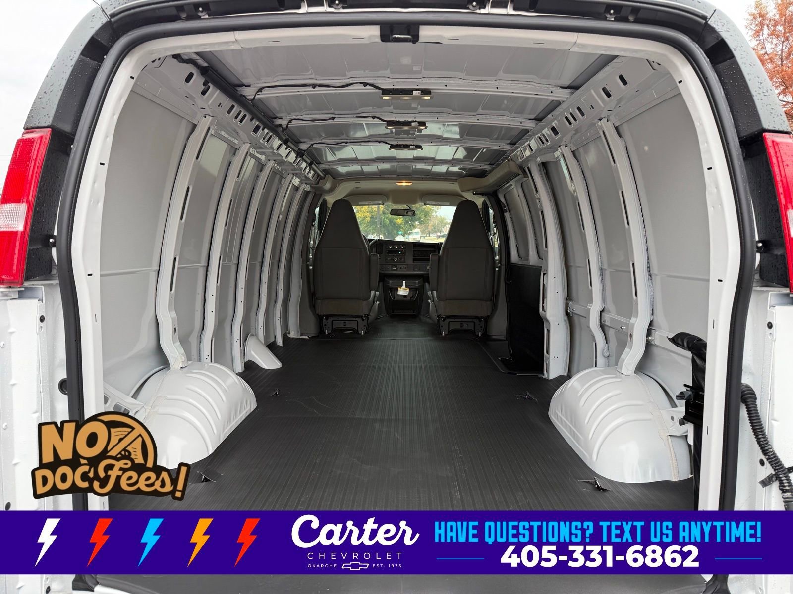 2025 Chevrolet Express Cargo Work Van - Photo 26