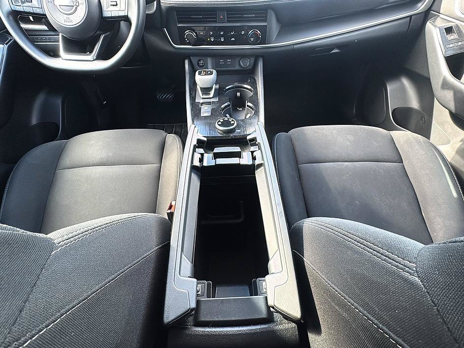 Used 2024 Super Black Nissan S image 32