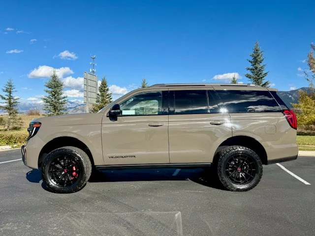 New 2027 Gray Ford Tremor image 2