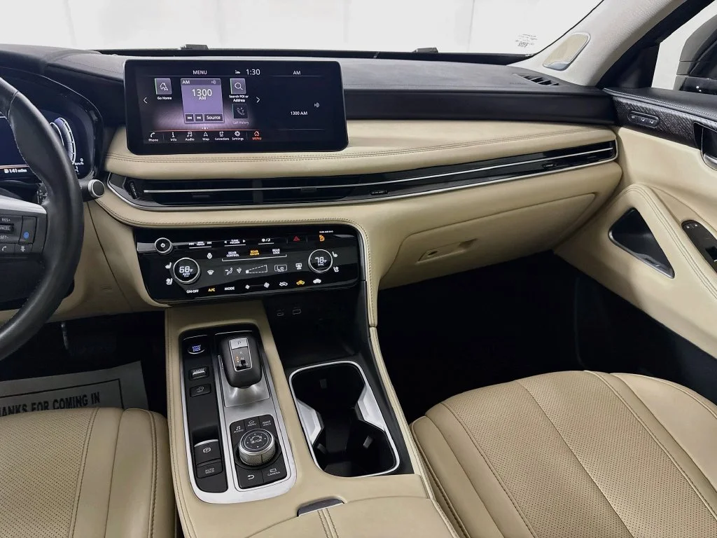 Certified Used 2023 Blue INFINITI Sensory image 32