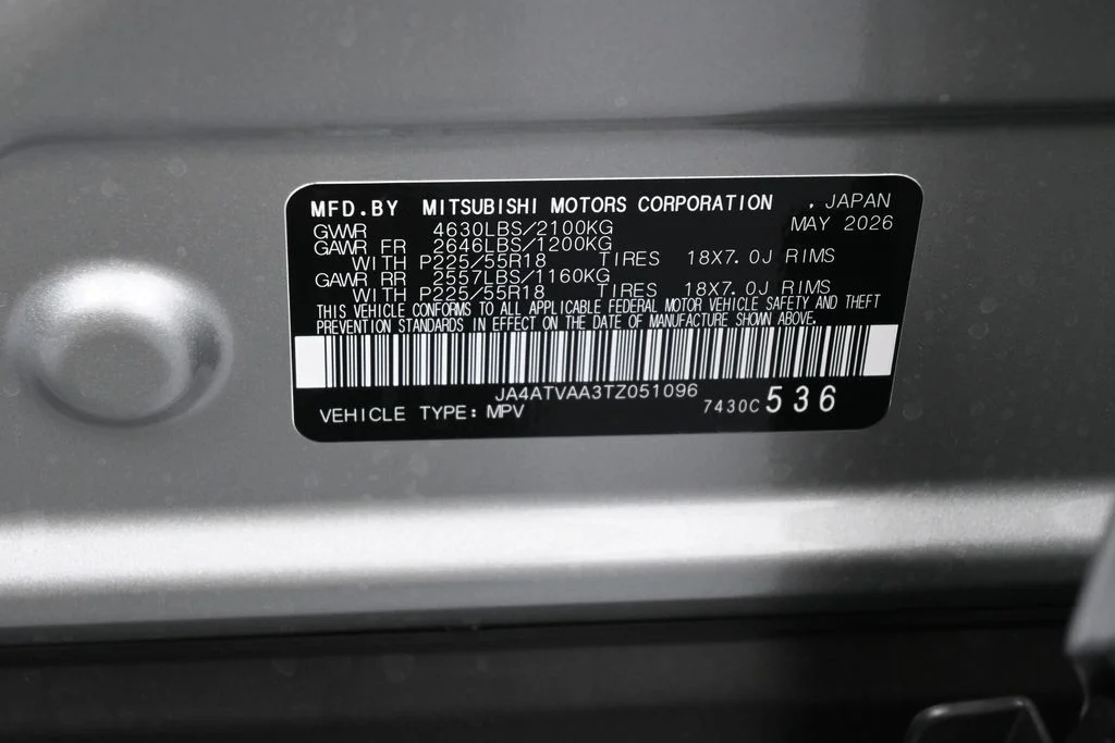 New 2026 Silver Mitsubishi LE 1.5T S-AWC image 16