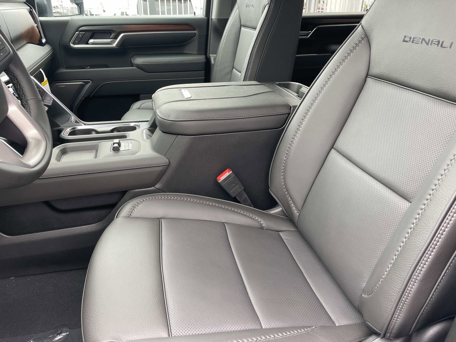 2026 GMC Sierra 2500HD Denali - Photo 22