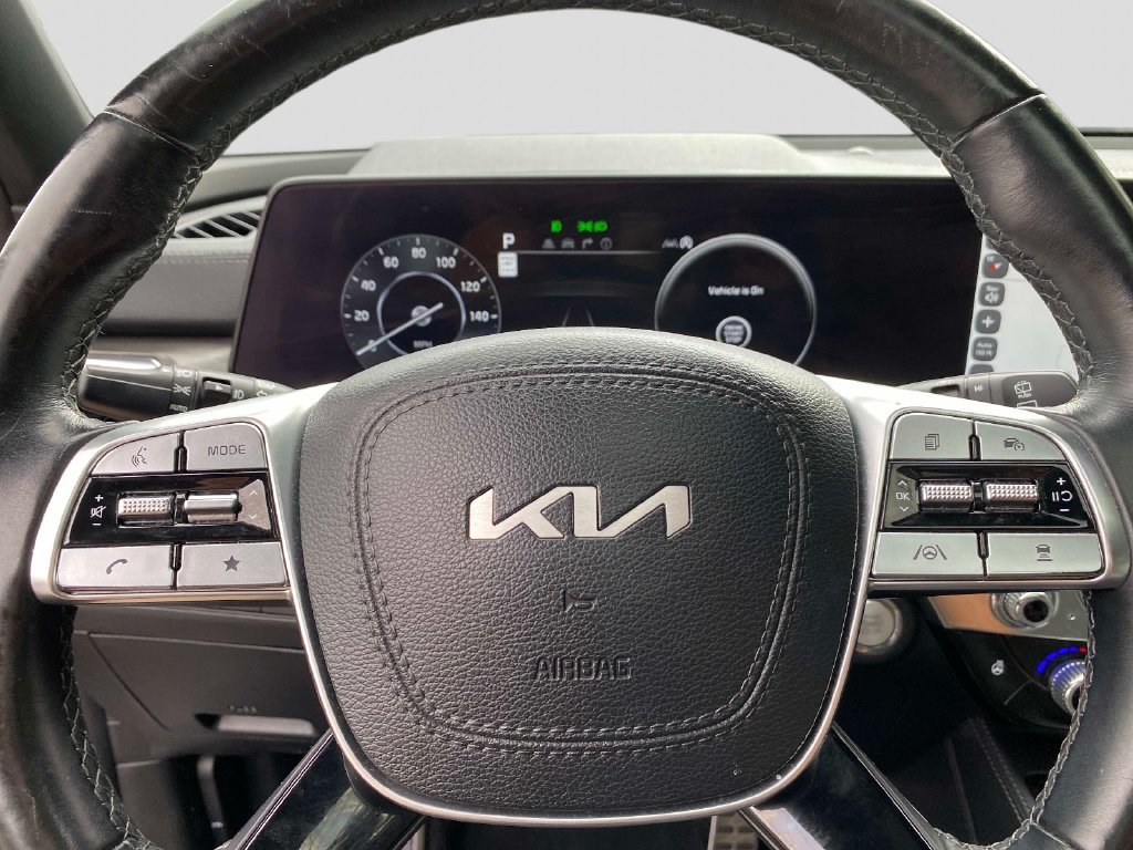 Used 2023 White Kia SX X-Line image 20