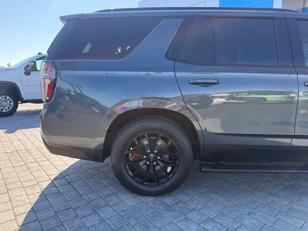 Used 2021 SHADOW GRAY METALLIC Chevrolet Z71 image 14