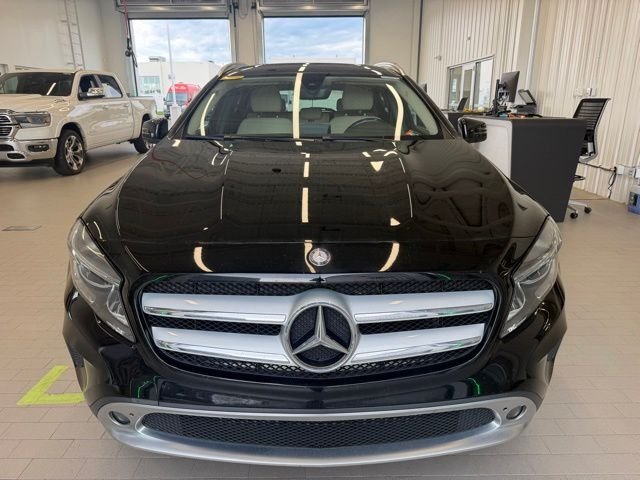 Used 2016 Black Mercedes-Benz GLA 250 image 8