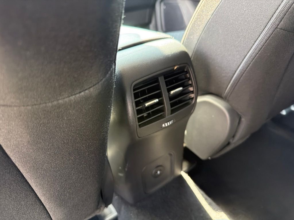 Used 2025 Silver Ford Active image 23