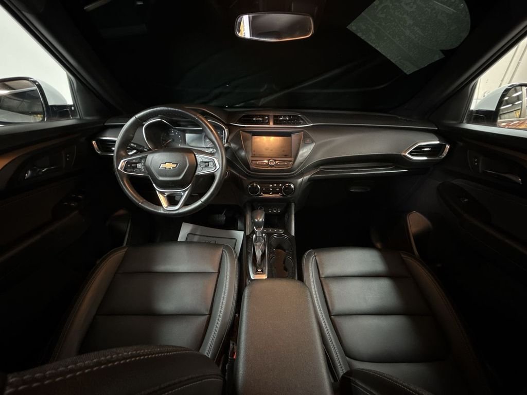 Used 2022 Orange Metallic Chevrolet ACTIV image 19