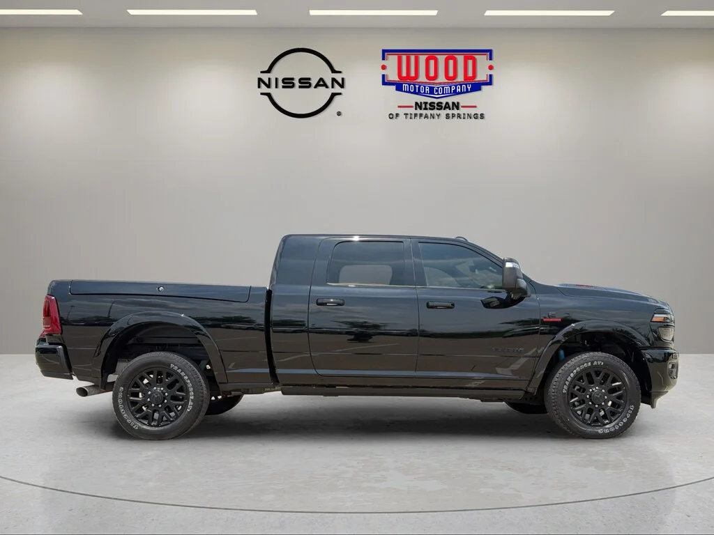 Used 2025 Diamond Black Crystal Pearlcoat Ram Limited image 2