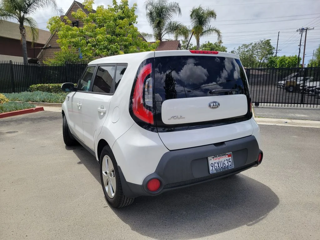 Used 2014 Kia Soul Base with VIN KNDJN2A20E7738669 for sale in Cerritos, CA
