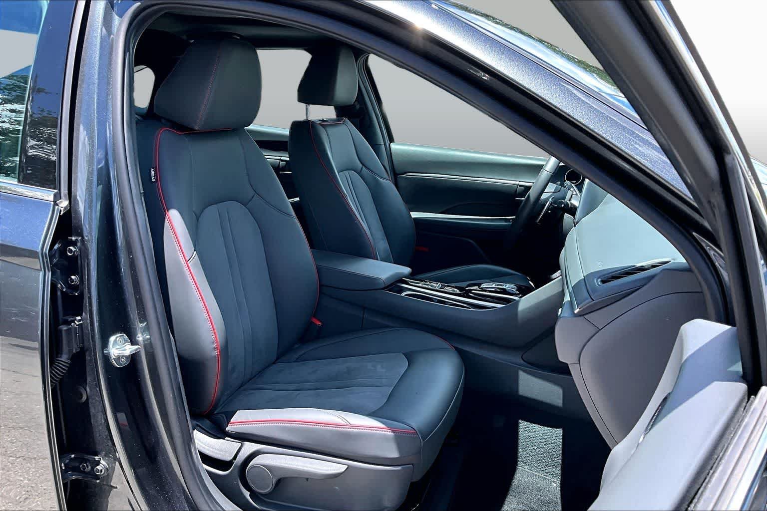 Used 2022 Portofino Gray Hyundai SEL Plus image 10