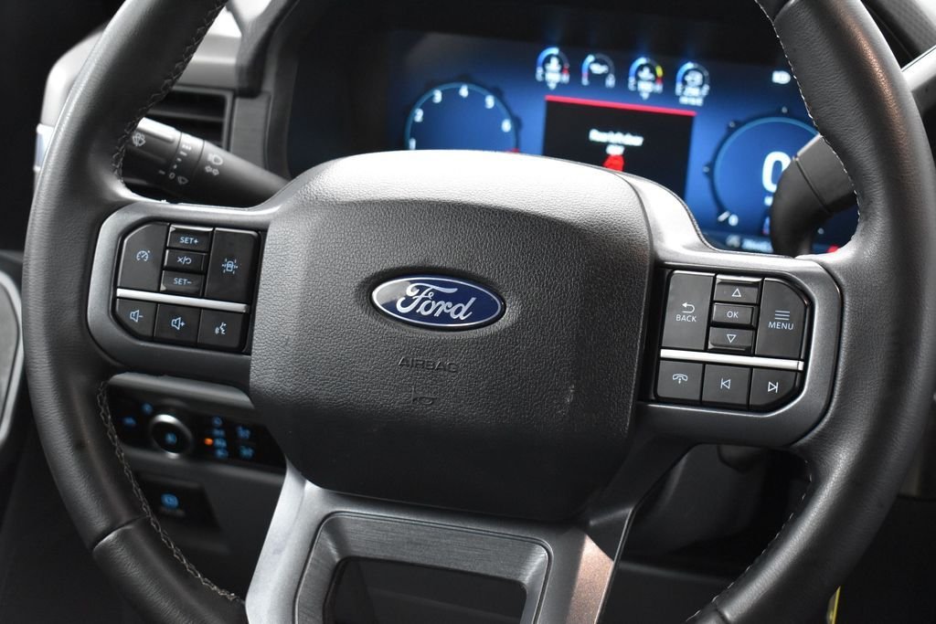Used 2025 Black Ford XLT image 14
