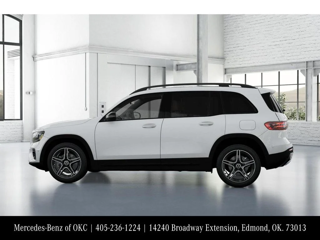 Used 2026 White Mercedes-Benz GLB 250 image 33