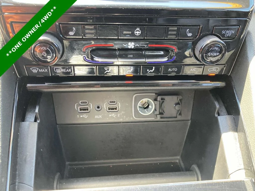 Used 2023 Black Jeep Limited image 21