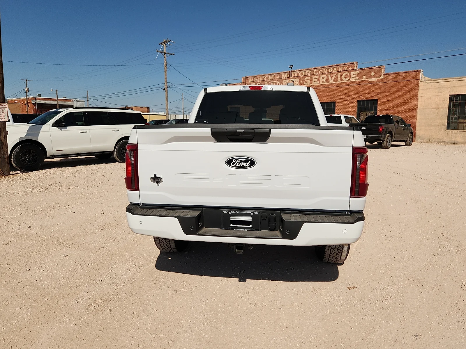New 2026 Oxford White Ford XLT image 6