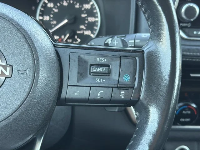 Used 2022 Gray Nissan SV image 28