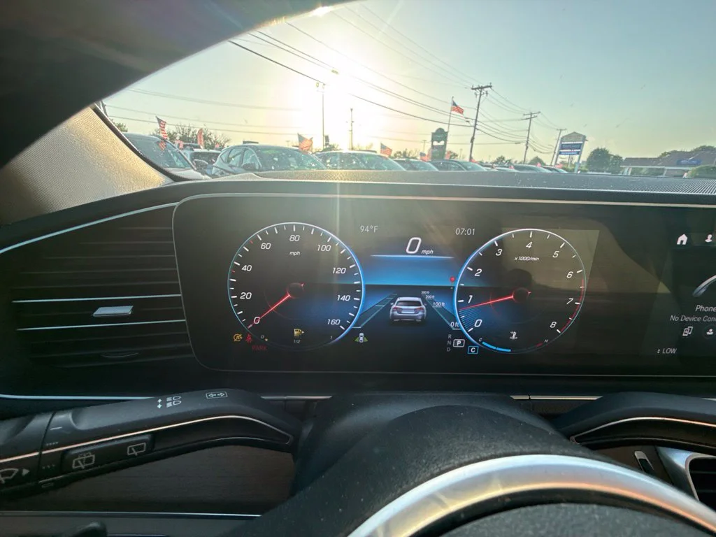 Used 2021 Blue Mercedes-Benz GLE 350 image 25