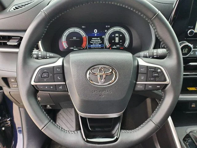 Certified Used 2025  Toyota XSE image 41