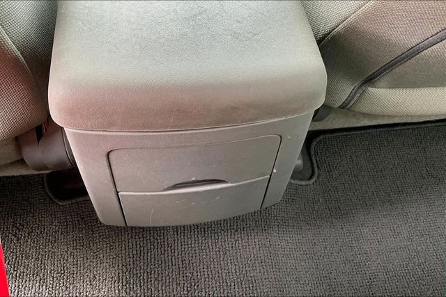 Used 2021 White Nissan S image 32