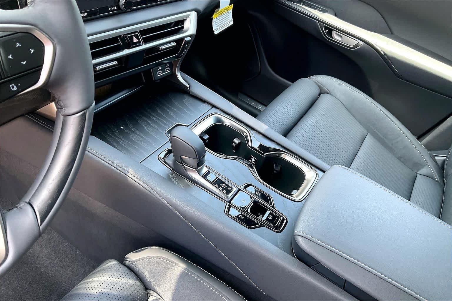 New 2026 Matador Red Mica Lexus LUXURY image 11