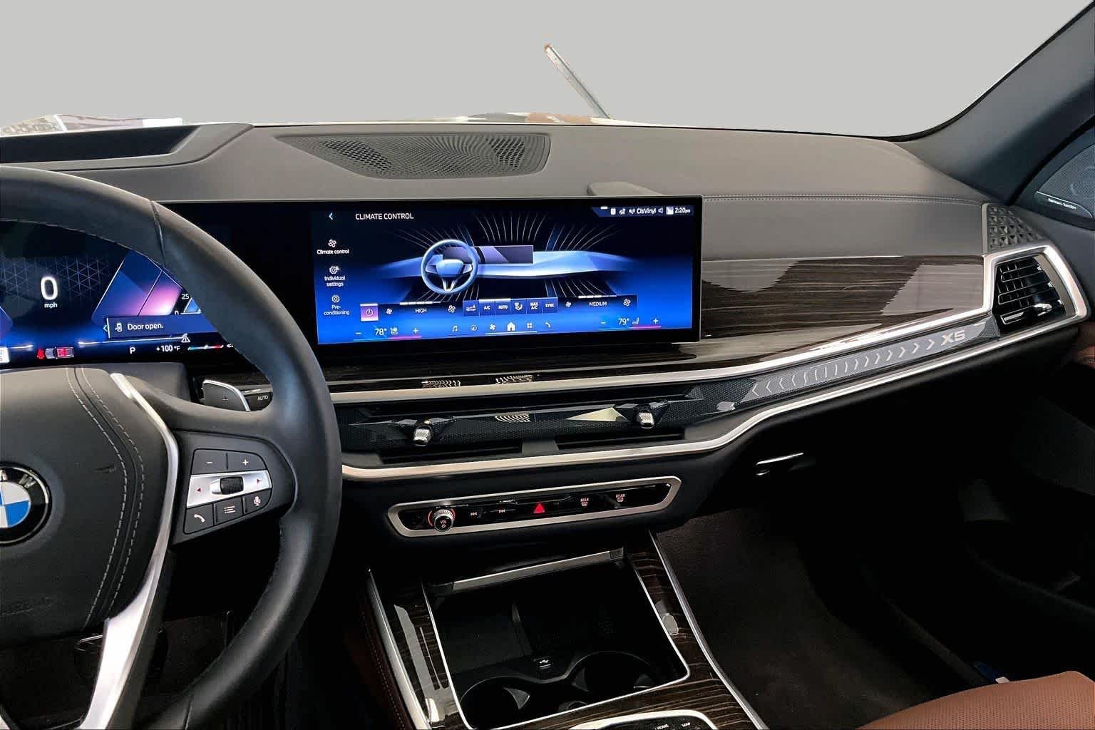 Used 2025 Mineral White Metallic BMW sDrive40i image 6