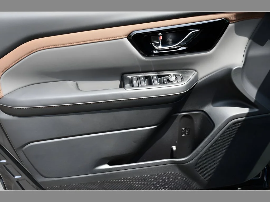 2026 Subaru Forester Sport - Photo 25