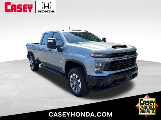 Used 2024 Gray Chevrolet Custom image 1