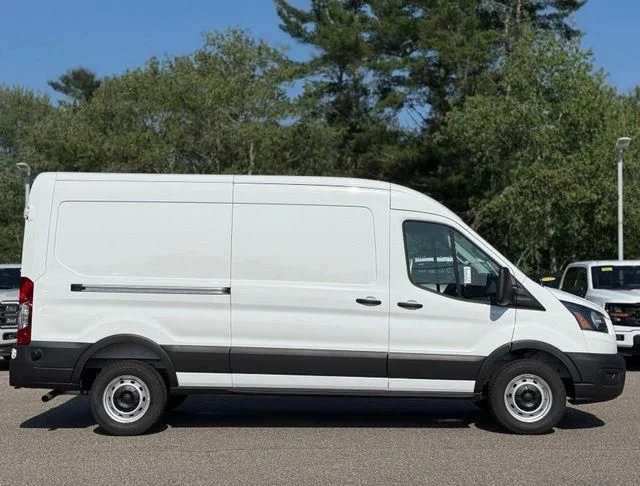 New 2026 Oxford White Ford Cargo Van image 3