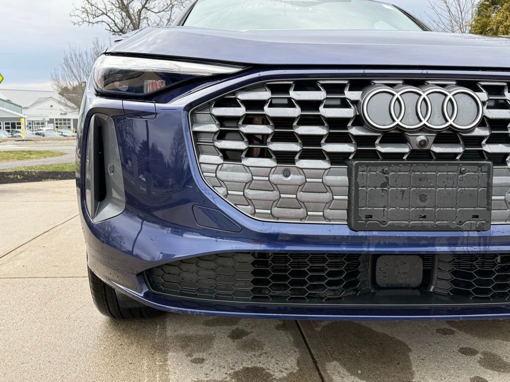 Used 2025 Blue Audi 2.0T Premium image 5