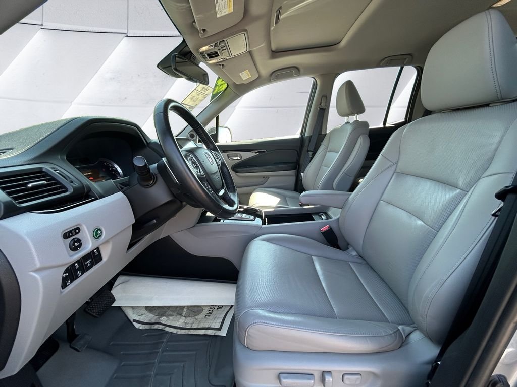 Used 2020 Gray Honda RTL-E image 7