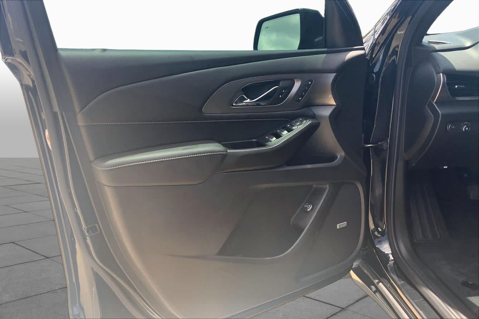 Used 2023 Mosaic Black Metallic Chevrolet Premier image 21