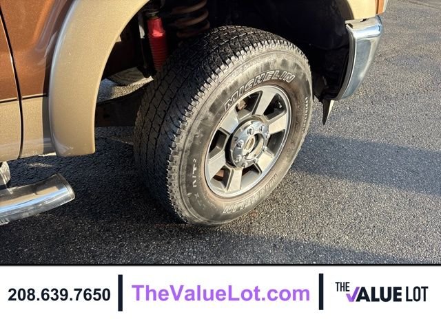 Used 2011 Brown Ford Lariat image 11