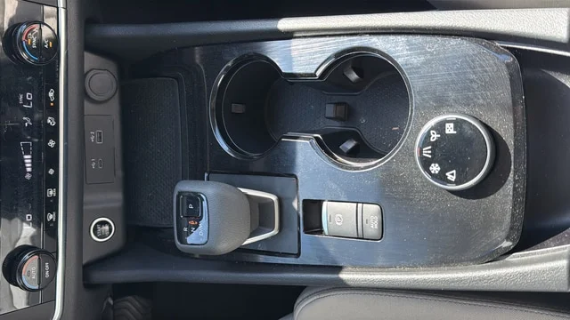 Used 2023 Super Black Nissan SV image 8