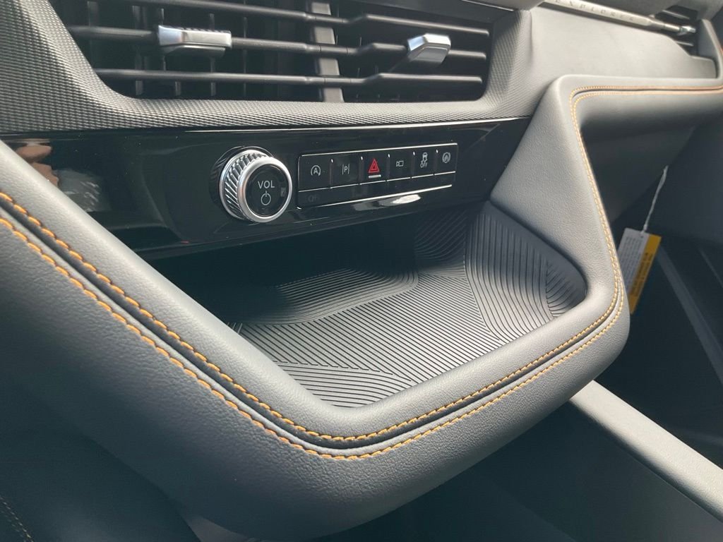 New 2026 Vapor Blue Metallic Ford Tremor® image 9