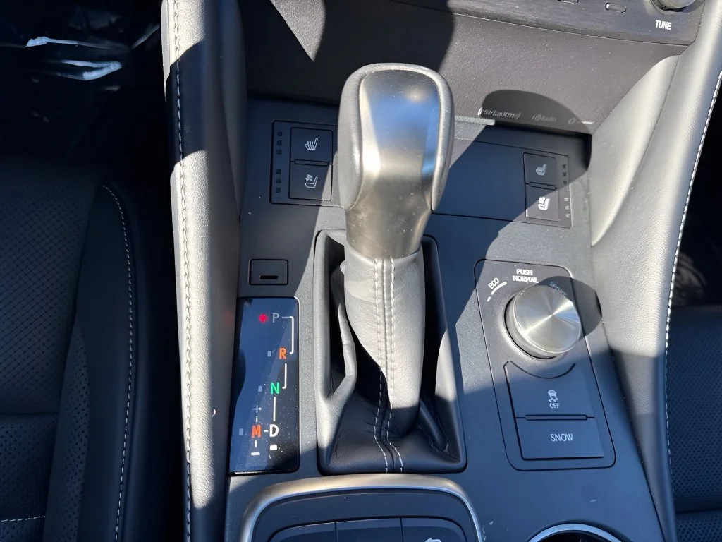 Used 2020 White Lexus 300 image 13