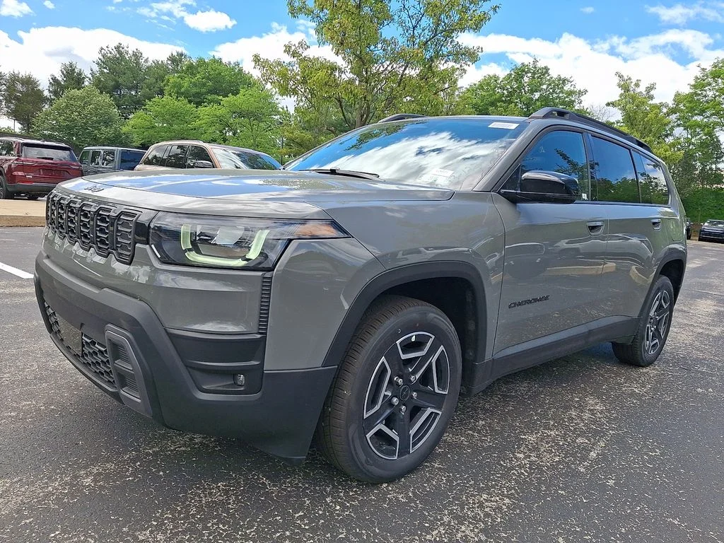 New 2026 Sting-Gray Clear-Coat Exterior Paint Jeep Limited image 2
